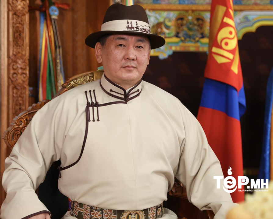 Монгол Улсын Ерөнхийлөгч Ухнаагийн Хүрэлсүхийн XVII жарны “Хилэнт эх” хэмээх Модон луу жилийн сар шинийн мэндчилгээ