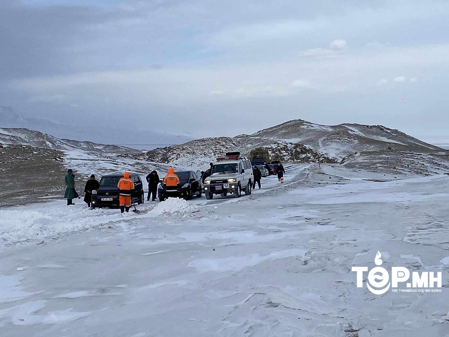 Баянхонгор, Өвөрхангай аймгийн зарим газарт шуургатай байна
