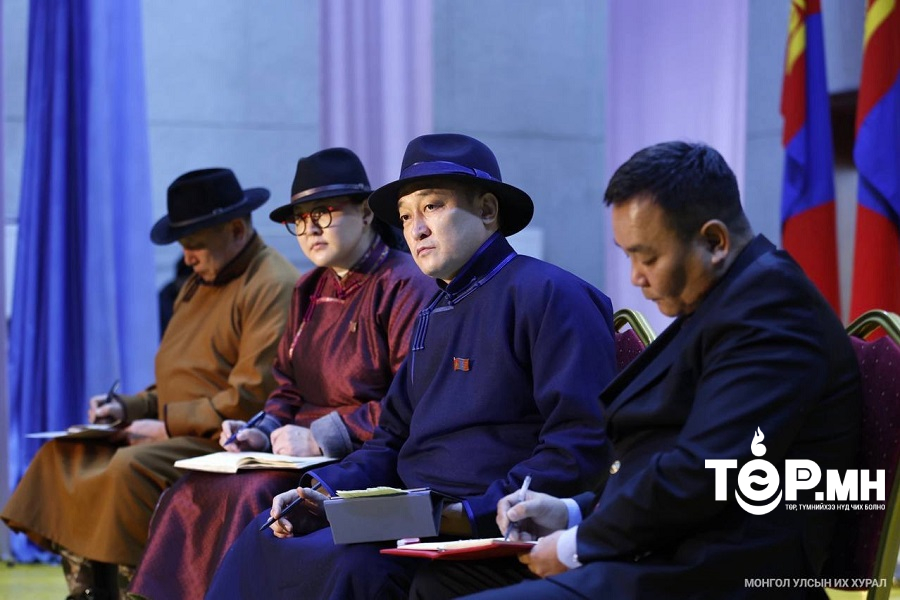 УИХ-ын дарга Д.Амарбаясгалан Ховд аймгийн найман сумын 2700 гаруй иргэнтэй уулзлаа