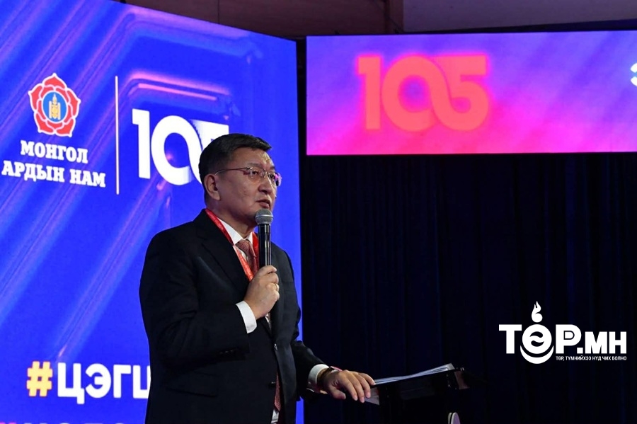 Ерөнхий Нарийн Бичгийн дарга Я.Содбаатар мөрийн хөтөлбөрийн биелэлтийн талаар илтгэл тавив