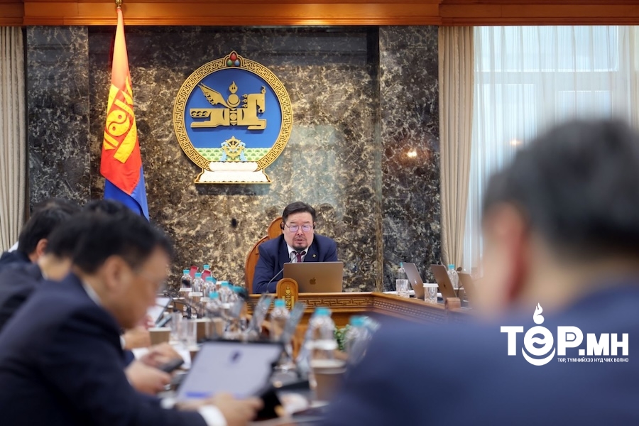 Гашуунсухайт болон Ханги боомтоор нүүрс тээвэрлэлтийн тасралтгүй ажиллагааг хангаж ажиллахыг даалгав