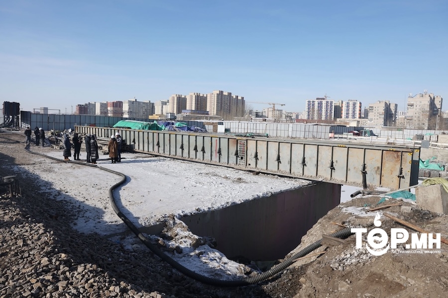 Төмөр зам доогуурх нүхэн гарц төслийн бүтээн байгуулалт гурван байршилд үргэлжилж байна