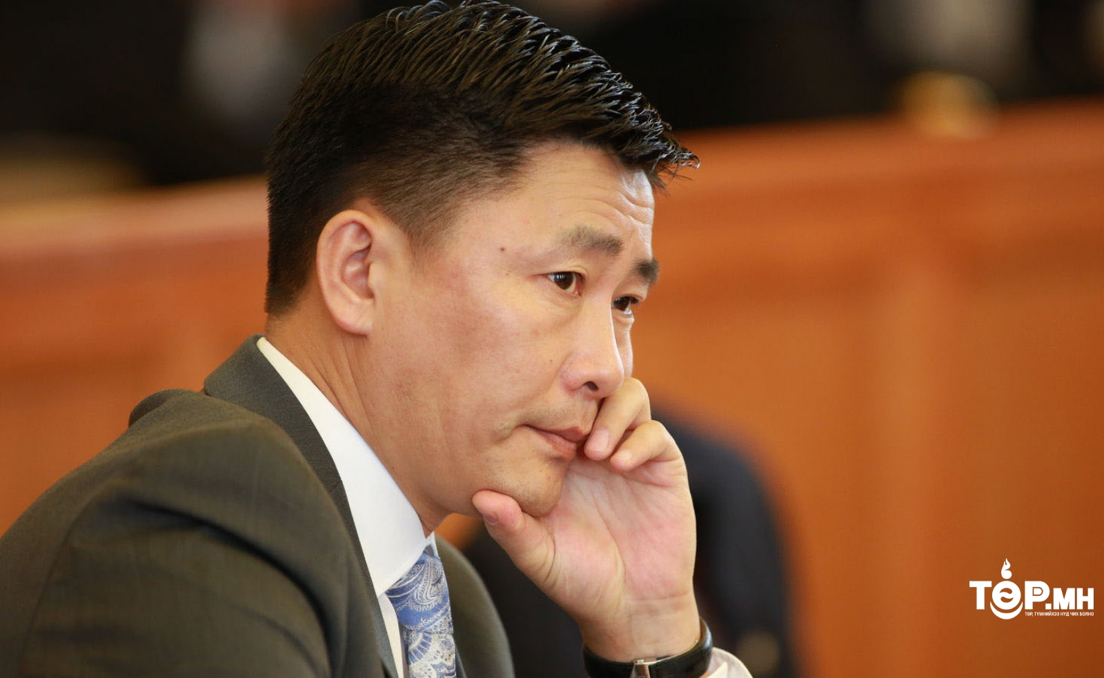 УИХ-ын дарга Г.Занданшатар гишүүн Ё.Баатарбилэгийг магтав