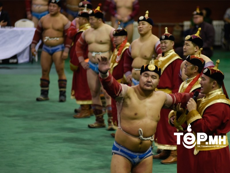 Сар шинийн барилдаанд барилдах бөхчүүд болон үзэгчид шинжилгээ өгсөн байх шаардлагатай