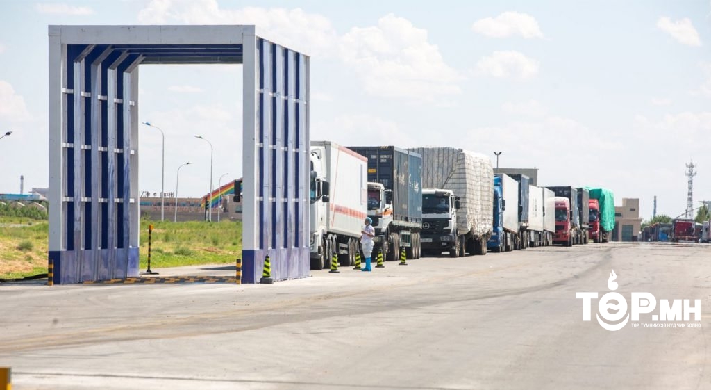 Хилийн тэг цэгээс 241 чингэлэг татан оруулжээ