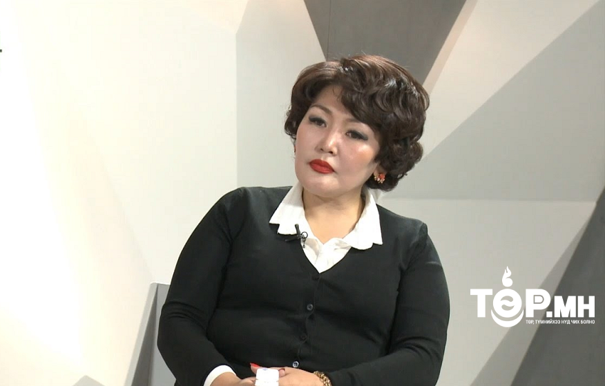 Яруу найрагч Ц.Хуланг нэг сар цагдан хорихоор болжээ