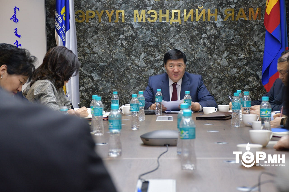 С.Чинзориг: Эрх зүйн шинэчлэлийг хийж, иргэдийн эрүүл мэндийн боловсролыг дээшлүүлэхэд анхаарна