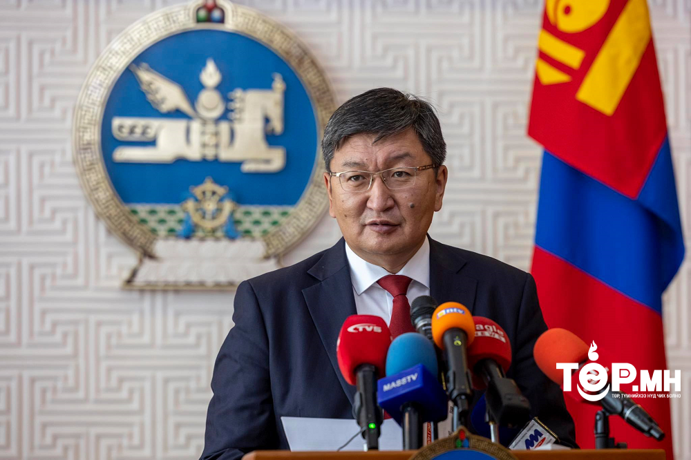 Я.Содбаатар: Монгол Улсын Ерөнхийлөгч У.Хүрэлсүх Олон нийтийн сүлжээнд хүний эрхийг хамгаалах тухай хуульд бүхэлд нь хориг тавилаа