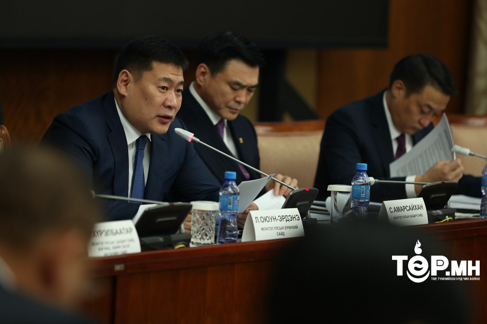 Иргэдийн орон нутагт шилжин суурьших, тогтвортой ажиллах нөхцөлийг бүрдүүлэхэд онцгой анхаарахыг Засаг дарга нарт үүрэг болголоо