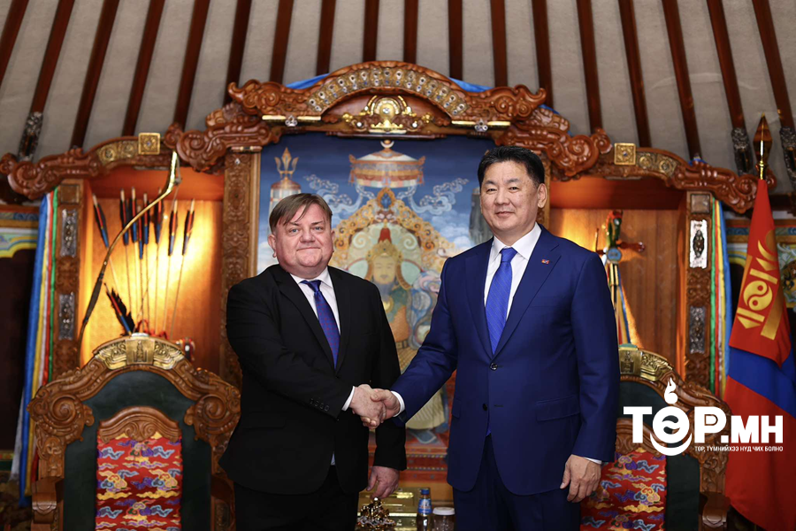 Монгол Улсын Ерөнхийлөгч У.Хүрэлсүх Польшийн Элчин сайдыг хүлээн авч уулзлаа