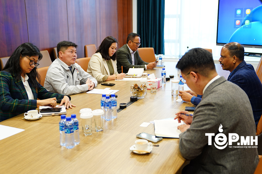 Хотын дарга БНЭУ-аас Монгол Улсад суугаа Элчид сайд Атул Малхари Готсурвэг хүлээн авч уулзлаа