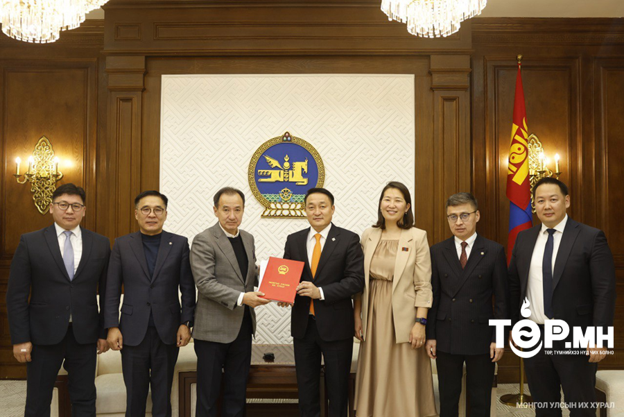 Хууль тогтоомжийн тухай хуульд нэмэлт, өөрчлөлт оруулах тухай хуулийн төслийг өргөн мэдүүллээ