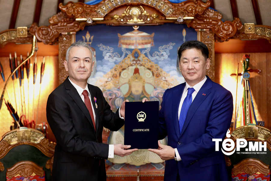 Туркийн Элчин сайдыг “Найрамдал” медалиар шагналаа