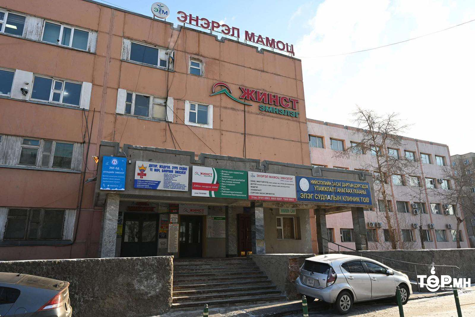 Ж.Хатанбаатар болон түүний хүү Х.Гүрбазар нарыг үүрэгт ажлаас нь чөлөөлсөн ч ажил хүлээлцэх үүргээ удаа дараа биелүүлээгүй байна