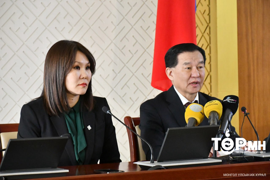 Төсвийн байнгын хороо намрын ээлжит чуулганы хугацаанд 28 хуулийн төсөл, Улсын Их Хурлын 14 тогтоолын төслийг хэлэлцүүлэн батлуулжээ
