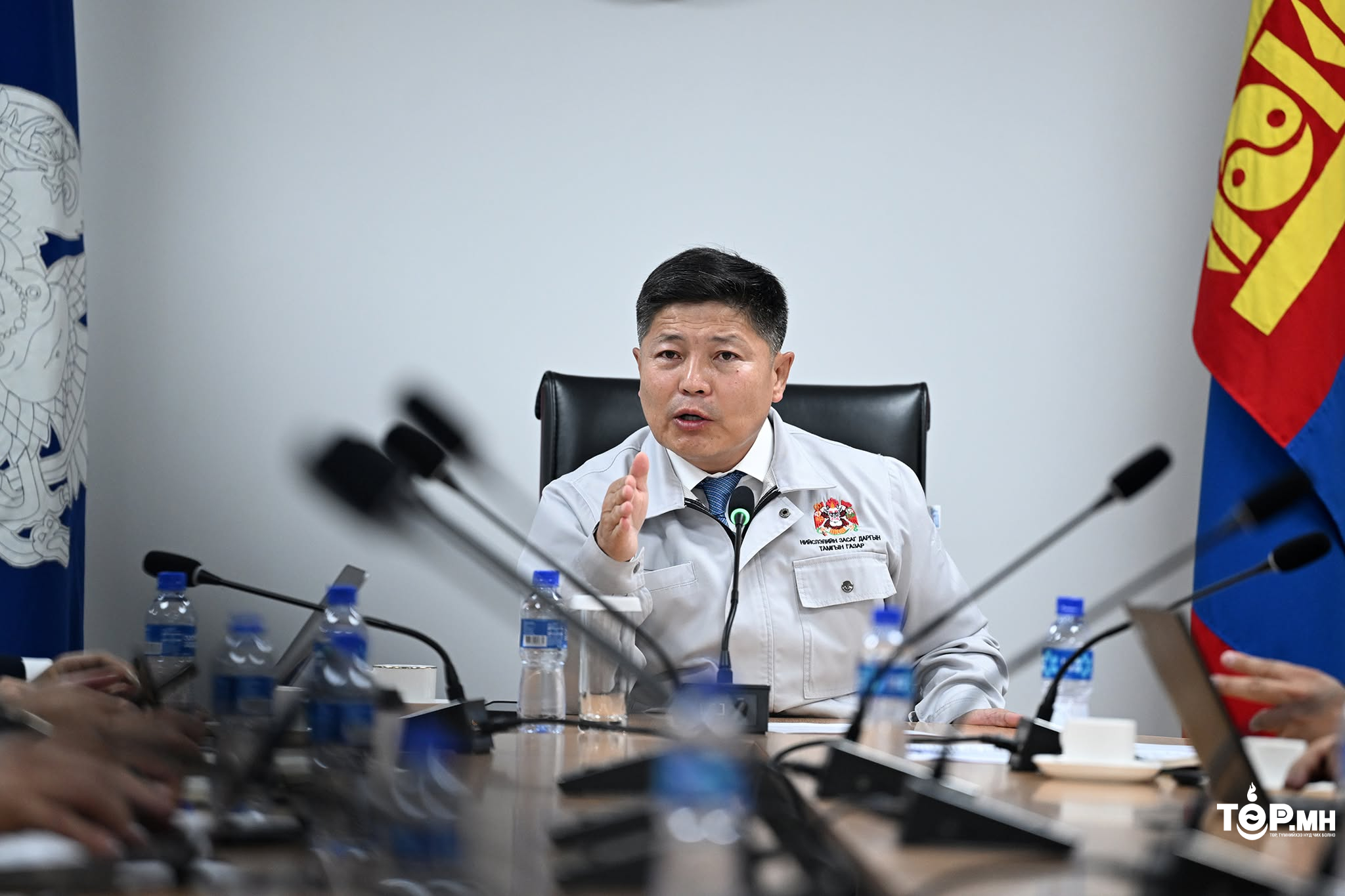 Х.Нямбаатар: Дүүргүүдийн ажил нийслэлээс гаргаж буй бодлого, шийдвэрээс зөрдөг байж болохгүй