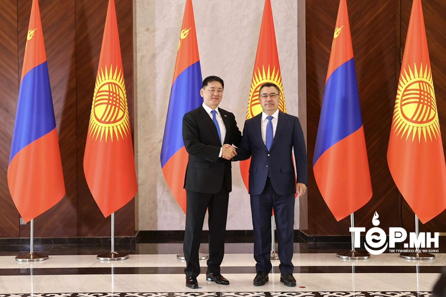 Монгол Улсын Ерөнхийлөгч У.Хүрэлсүх, Бүгд Найрамдах Киргиз Улсын Ерөнхийлөгч С.Жапаров нар албан ёсны хэлэлцээ хийлээ