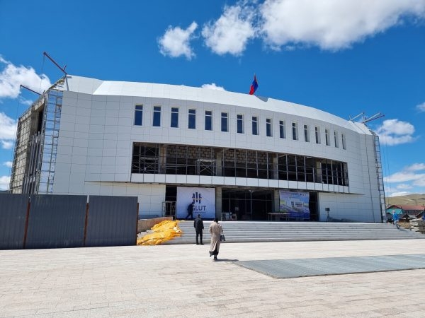 Хүүхэд, залуучуудын театрыг дахин байгуулна