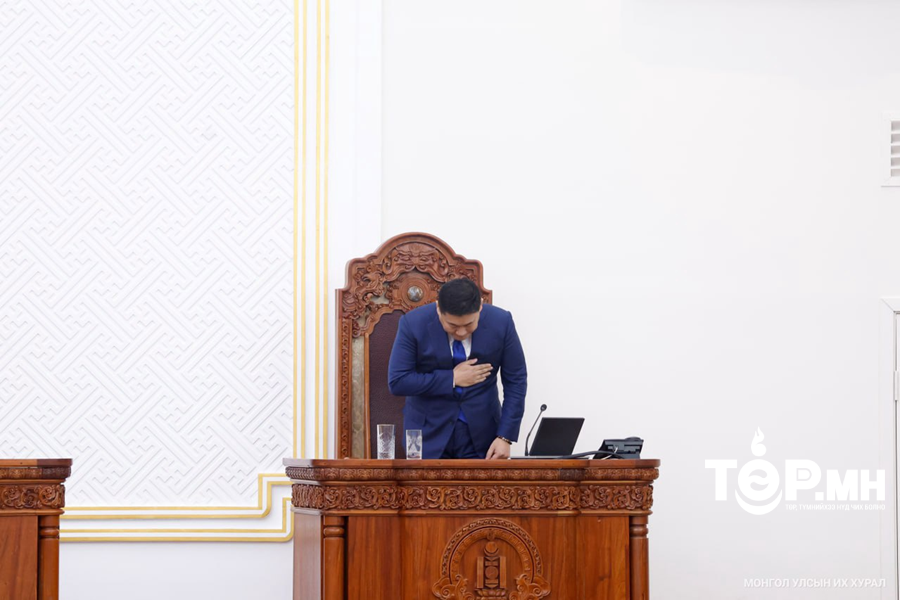 “Монгол Улсын Ерөнхий сайдад итгэл хүлээлгэх тухай” Улсын Их Хурлын тогтоол батлахыг дэмжсэнгүй
