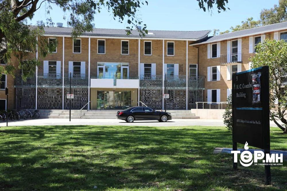 Австралийн үндэсний их сургуульд 12 монгол оюутан суралцаж байна