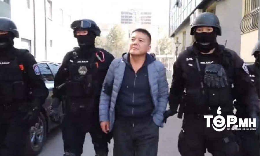 Баян Базарааг үргэлжлүүлэн хорихоор боллоо