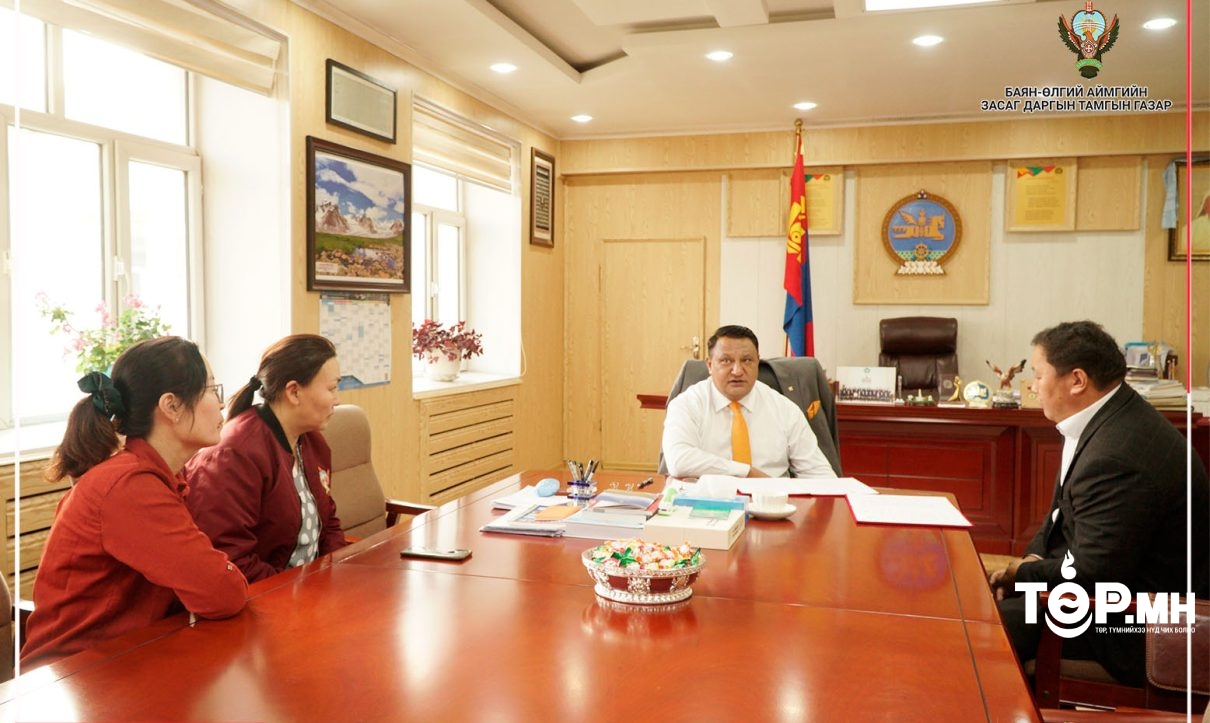 “Үндсэн Хуулийн Дугуйлан” төслийг хэрэгжүүлэхээр санамж бичиг байгуулна