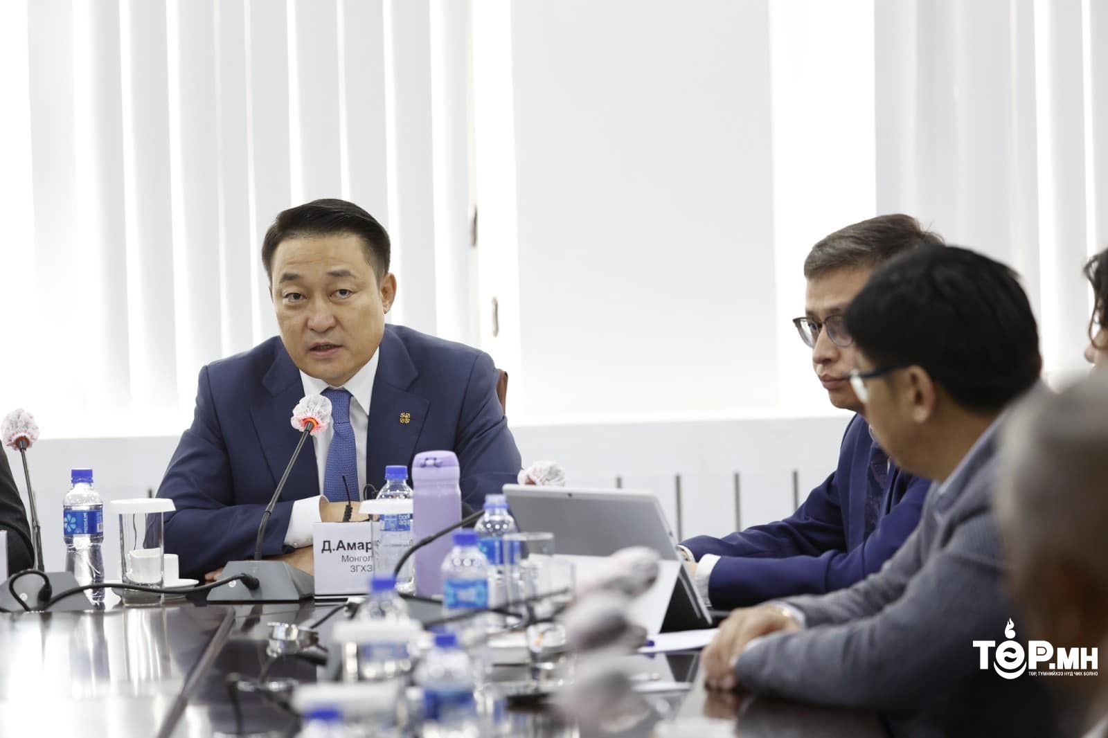 "Зарим сайд нар Б.Болор-Эрдэнийг ажиллуулах санал гаргасан ч өөрөө ийм "СЭТГЭЛ ЗҮЙ"-тэй ажиллах боломжгүй гэсэн"