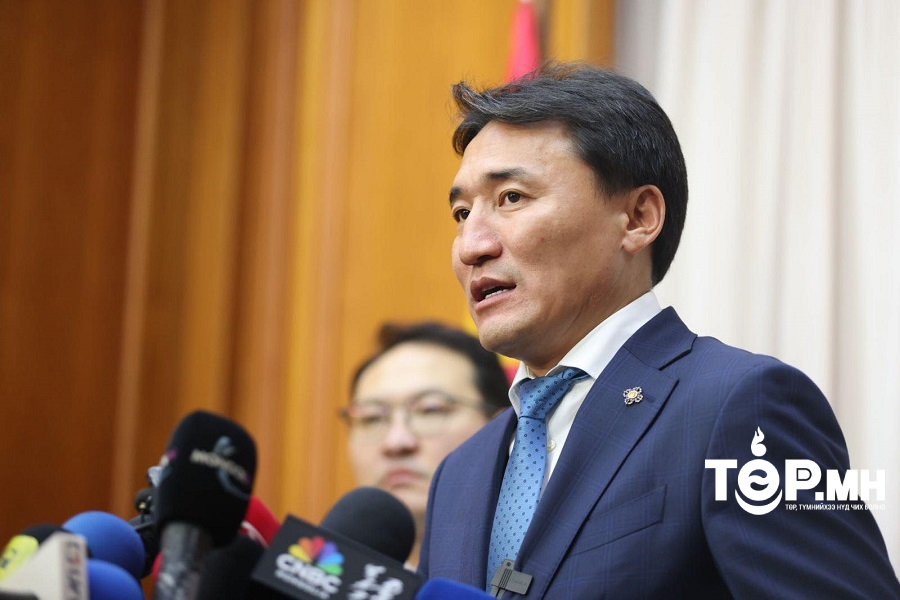 Г.ДАМДИННЯМ: Хотод үүссэн дараалал бол цаг зуурын асуудал, өнөөдөр шатахуун түгээх станцуудыг захаас нь цэнэглээд явна