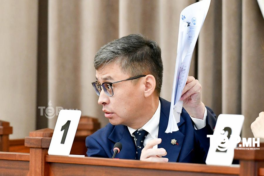 Б.Баасандорж: Байнгын хороо санал гаргаснаар өнөөдөр хэлэлцэх байсан хуулийн төслийг ирэх долоо хоногт хэлэлцэхээр хойшлуулсан