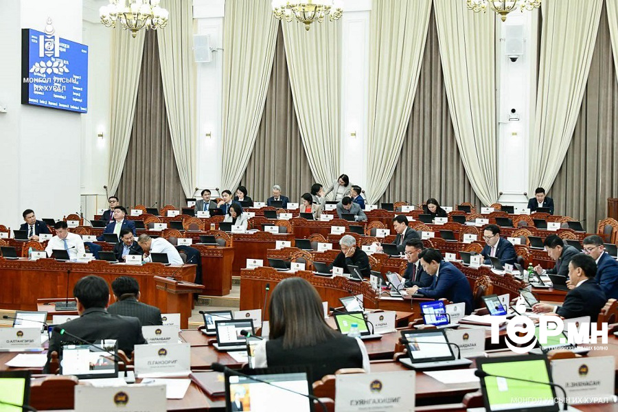 Ид “сааль, сүүний цагаараа” Монголын парламент ийнхүү сул зогсов