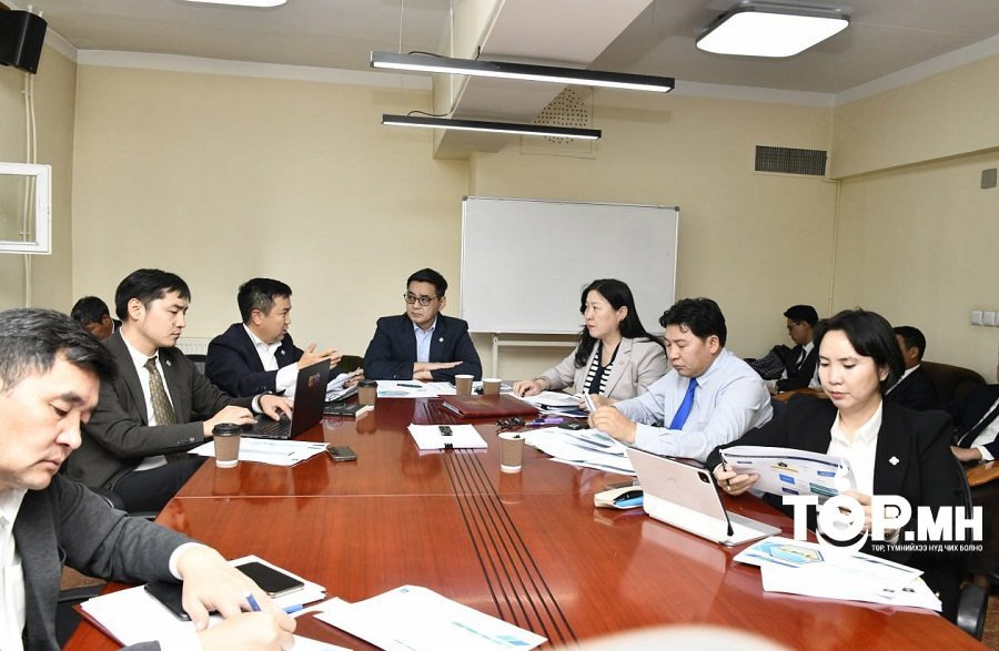 Ажлын хэсэг ипотекийн зээлийн хөтөлбөрийн хэрэгжилтийн талаар мэдээлэл сонслоо