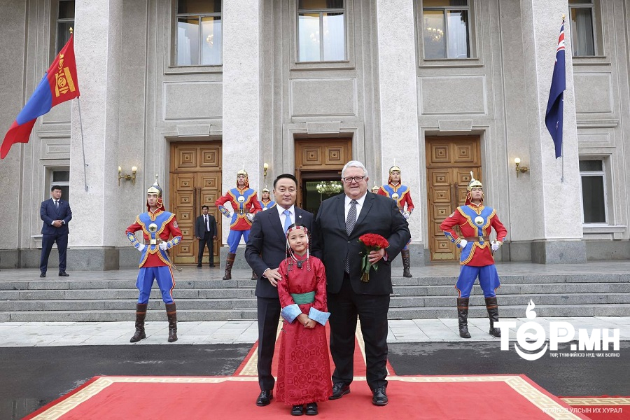 УИХ-ын дарга Д.Амарбаясгалан Шинэ Зеланд Улсын Парламентын Төлөөлөгчдийн танхимын дарга Жерард Браунли-г хүндэтгэн угтан авлаа