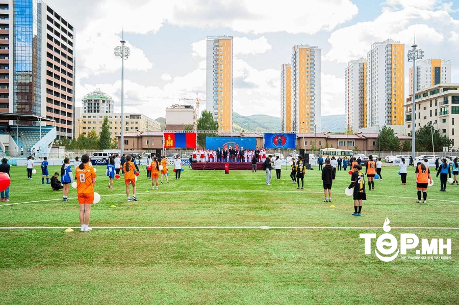 Улс орон даяар ЕБС-ийн сурагчдын дунд зохион байгуулж буй "Мөрөөдлийн гоол 2025" тэмцээн нээлтээ хийлээ
