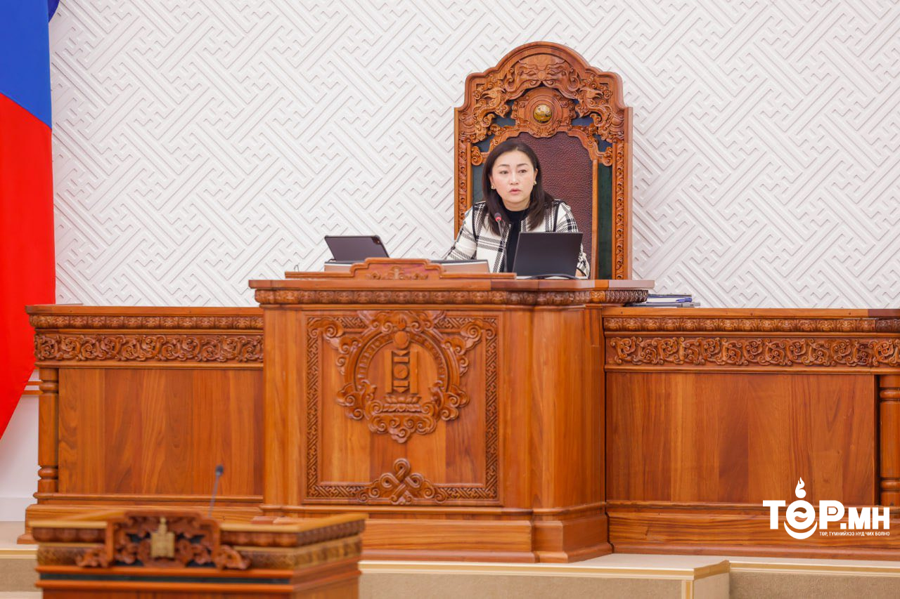 Х.Булгантуяа: Улс төр, намын зодооноо төрийн ажилруу хутгах нь буруу