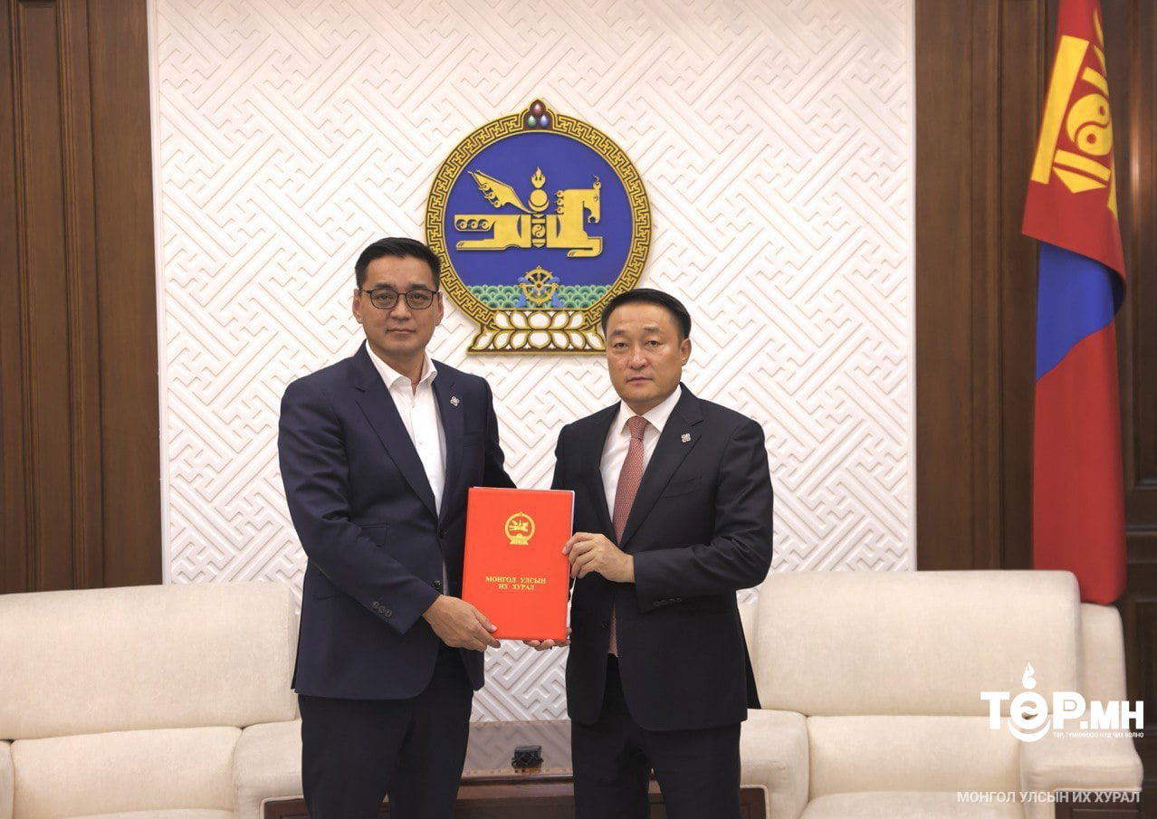 Улс төрийн намын тухай хуульд өөрчлөлт оруулах тухай хуулийн төслийг өргөн барилаа